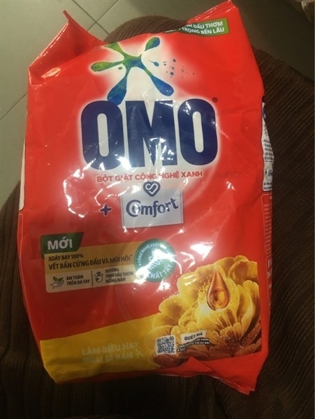 Bột giặt omo tinh dầu thơm 770g - Gói