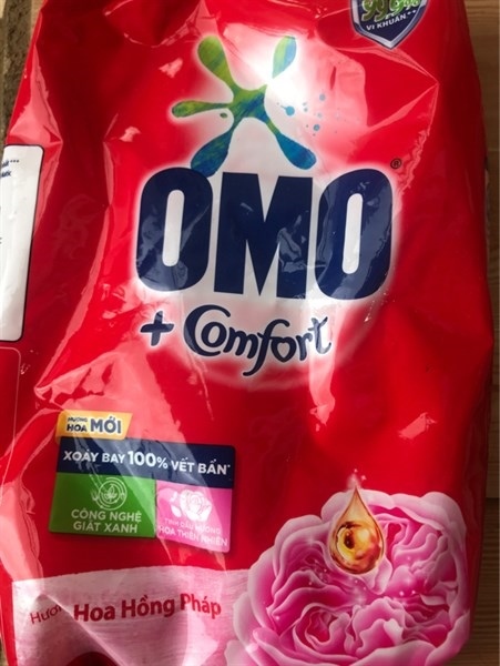 Bột Giặt Omo Comfort Hoa Hồng 700g - Thùng